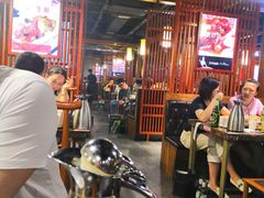 大堂-郑喜旺烧烤(郑州总店)