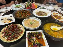 闫府炒鸡-闫府私房菜·百年鲁菜(恒隆店)