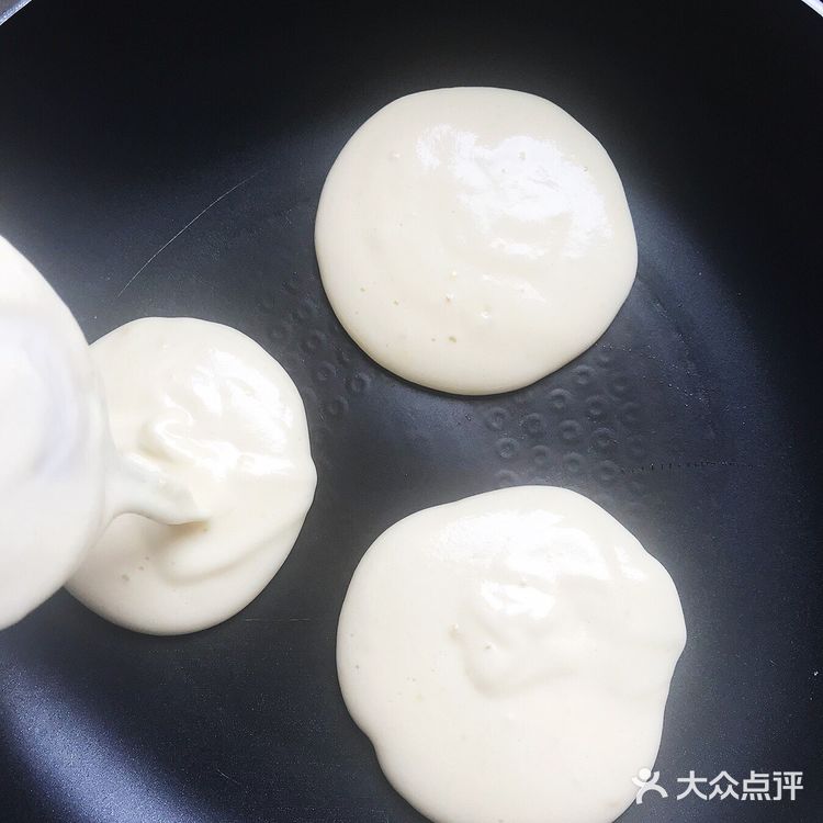 新手食谱之美味松饼的做法，小朋友早餐