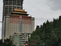 -上海西藏大厦万怡自助餐厅(徐汇店)