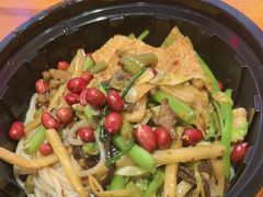 -雙冲柳州螺蛳粉&酸嘢&桂林米粉(簋街店)
