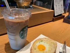 太阳蛋培根烤吐司-星巴克臻选(上海中环广场2F店)