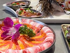 -围炉肉舍•炭烤活鳗•丹东海鲜烤肉(步行街店)