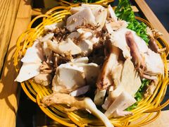-菌海森林·非遗野生菌火锅(西山区滇池路摩根道店)