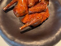 脆炸乳鸽-荣小馆(安达仕店)