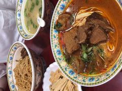 -金杨拉面王小吃面馆·牛三宝面·红烧牛肉粉