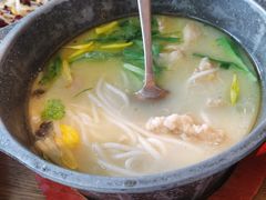 云南过桥米线-云海肴·汽锅鸡·云南菜(苏州中心店)