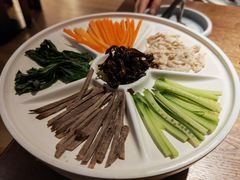 鸡丝凉米线-云海肴·汽锅鸡·云南菜(领展购物广场·中关村店)