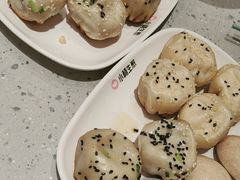 蟹粉生煎-小杨生煎(黄河路美食休闲街店)