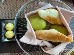 餐前面包-Kathleen's Waitan 凯圣琳江景西餐厅(外滩店)
