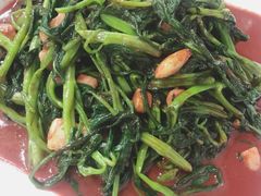-郑东靓靓虾馆·金牌油焖大虾(天泽街店)