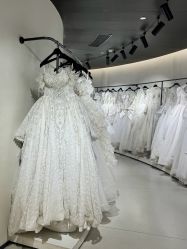 -城市花园婚纱摄影