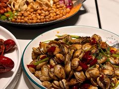 -嗨辣小聚·盘锦河蟹·海鲜烧烤龙虾(盘锦十年好店)