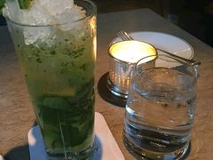 -Cafe Gray Deluxe
