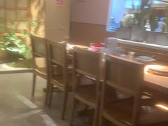 -蜜桃餐厅·伴山(湖滨商业街店)