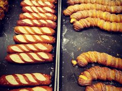 黄油碱水包-OUR Bakery(三里屯太古里店)