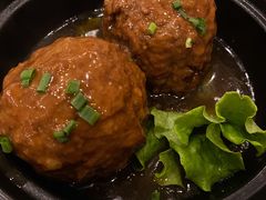 狮子头-巢香扣肉馆