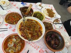 -堂瓦里·33年传统赣菜(第一街区店)