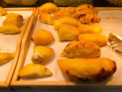-川骄海鲜自助(王府井奥莱UP TOWN店原世界之花店)