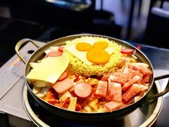 泡菜五花肉锅-炙韩料理·部队锅专门店