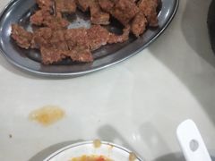 牛肉饼-美兰春记食店·龙舌坡红烧牛肉