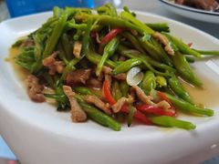 -鸿运美食府