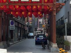 -嘎嘎鸭下巴·爆辣干锅(明教寺店)