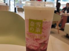 -奈雪的茶(优特汇店)
