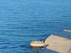 -银沙滩浴场