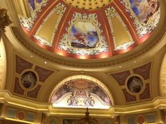 -中免(澳门机场免税店)