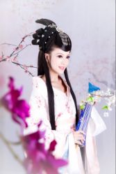 -九月鹰飞汉服摄影工作室