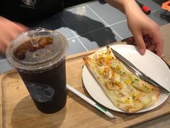 -星巴克臻选(上海今潮8弄店)
