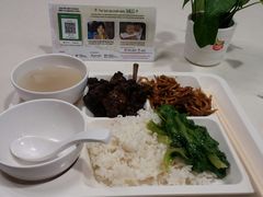 -上海衡山路十二号华邑酒店