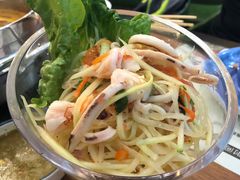 -樾餐厅泰式海鲜火锅(民歌湖店)