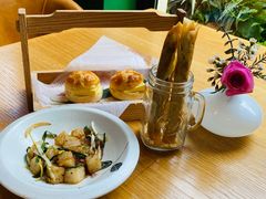 -美食小镇·观赏珍稀鸟类·长隆熊猫酒店