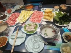 -名都晓荷塘主题火锅(春光路店)