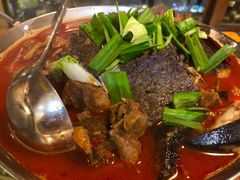 -临江餐馆二楼美食部落