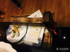 -百年川椒重庆老火锅(光谷店)