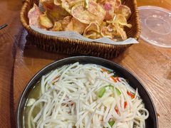 -老滇山寨•云南特色菜•地方菜•民族风情歌舞表演(金碧店)