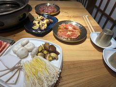 -青瓦餐厅·生鱼片·韩园烤肉(西塔店)