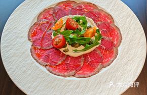 Tuna-flavored Cold-cut Beef