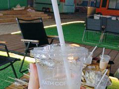 -本来不该有·鲜果咖啡(大梅沙店)