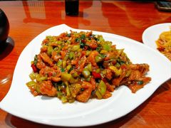 怪味牛柳-恩宏德餐馆(平山道店)