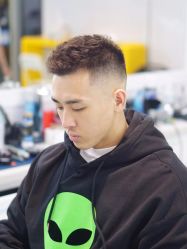 -DL BARBERSHOP男士理发店