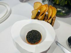 金枪鱼塔塔佐卡露嘉鱼子酱-Le Bistrot de Racine