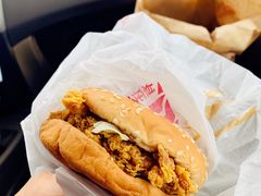 -麦当劳(乳山路店)
