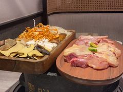 -野·大山里野生菌石锅土鸡(益田假日店)