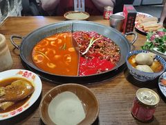 -萍姐火锅·公路夜市(武汉首店)