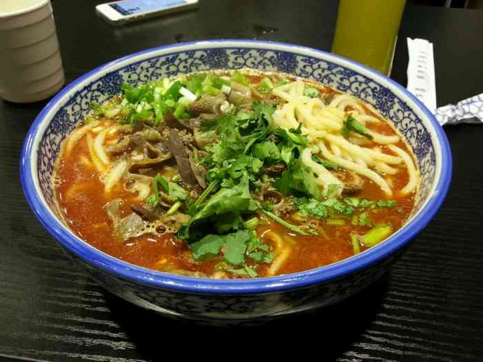 打分 团购了一个羊杂碎面非常有内蒙特色汤浓肉鲜口感软硬适中价格