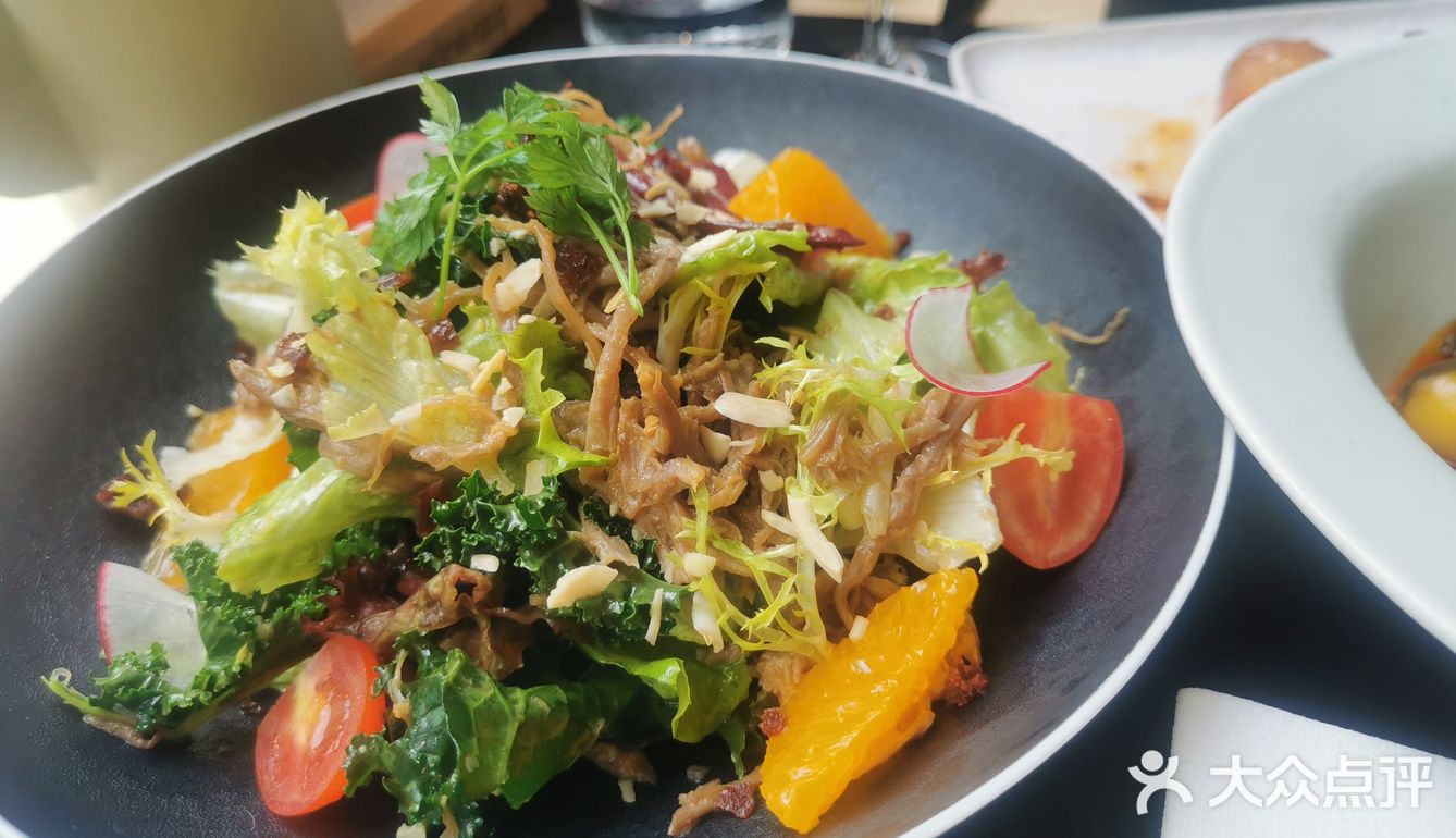 美酒餐吧 约会好去处